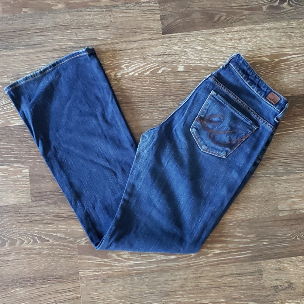 Womens jeans.